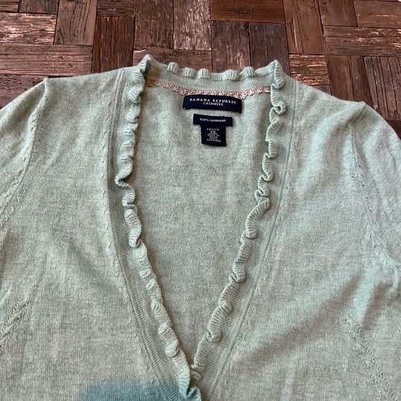 Banana Republic Cashmere Ruffle Cardigan - Picture 3 of 5